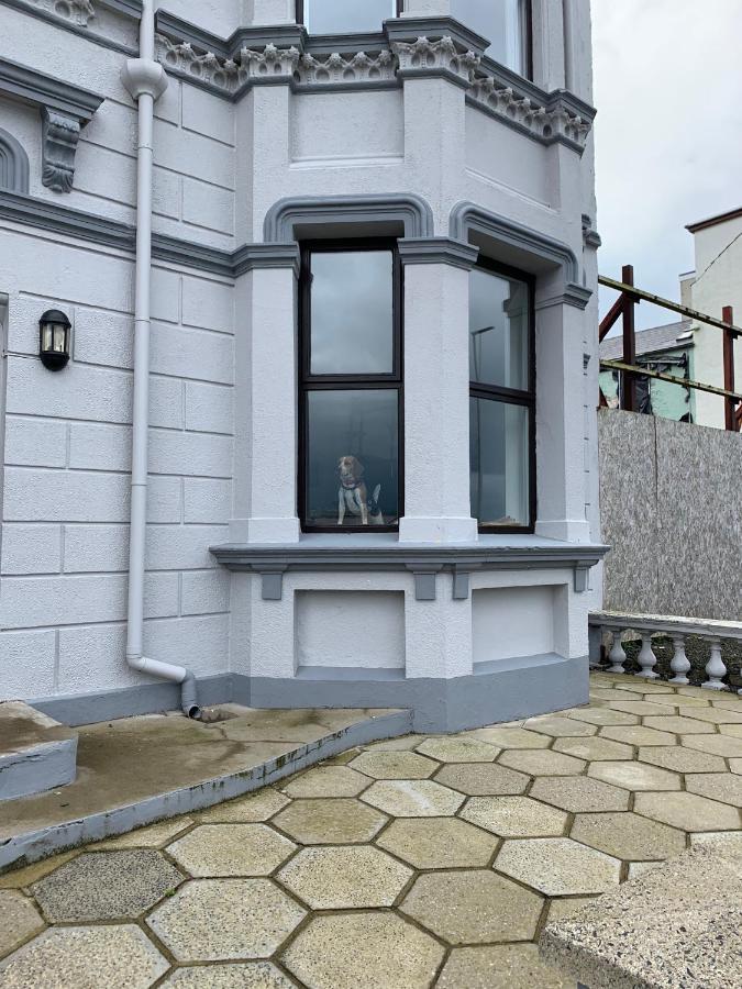 Stunning 3 Bed Seafront Mansion Building Sleeps 6 Adults Or 8 With Kids Apartment Portrush Exterior photo